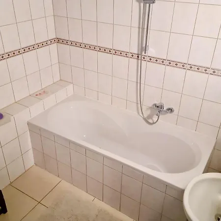 מלון Geismarburg 2*
